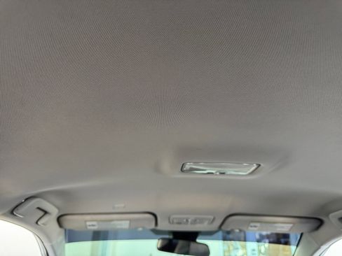 Used 2019 Toyota Corolla SE image 33