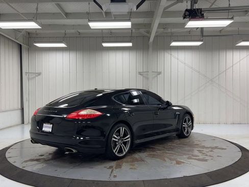 Used 2011 Porsche Panamera 4 image 8