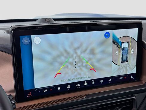 Used 2025 Ford Bronco Sport Outer Banks w/ Outer Banks Tech Package+ image 36