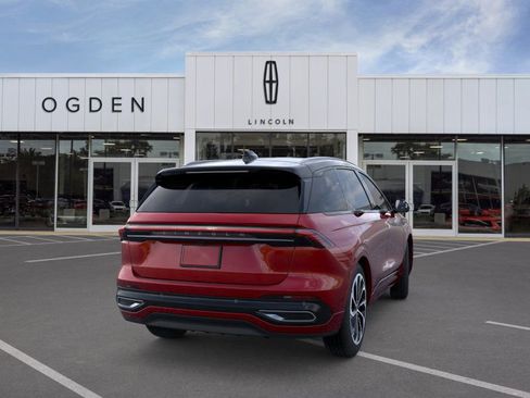 New 2026 Lincoln Nautilus Reserve image 8