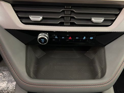 New 2026 Ford Explorer Active w/ Active Comfort Package image 14