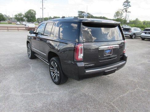 Used 2018 GMC Yukon Denali w/ Denali Ultimate Package AWD/4WD image 7