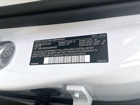 Used 2025 Volvo S60 B5 Plus AWD/4WD image 45
