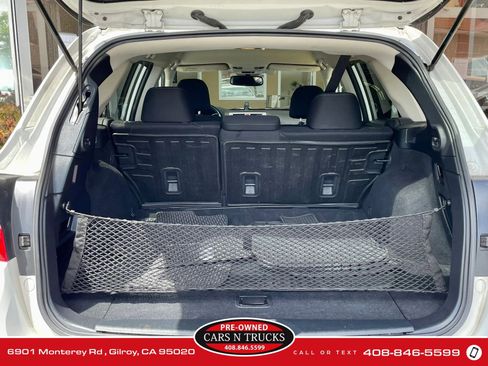 Used 2015 Subaru Outback 2.5i Premium AWD/4WD image 11