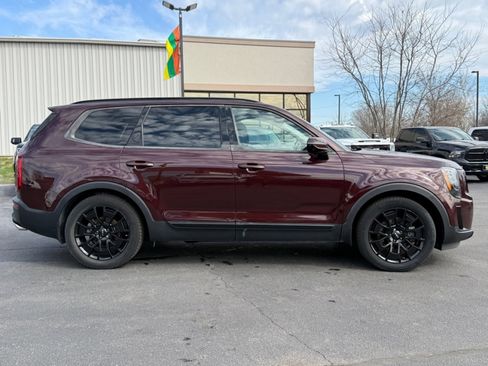 Used 2022 Kia Telluride SX AWD/4WD image 9
