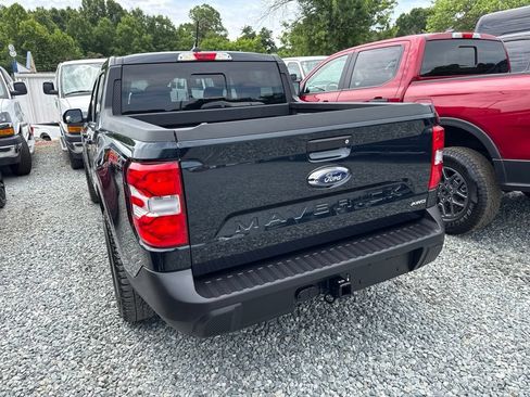 Used 2023 Ford Maverick Lariat w/ Lariat Luxury Package AWD/4WD image 4