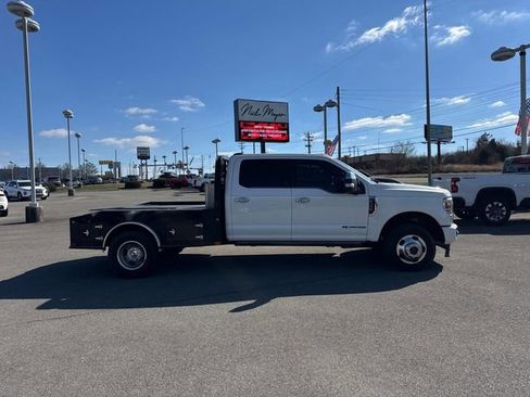 Used 2021 Ford F350 Platinum image 3