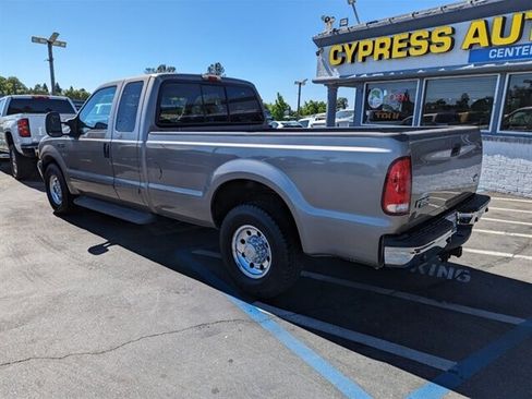 Used 2002 Ford F250 XLT image 3