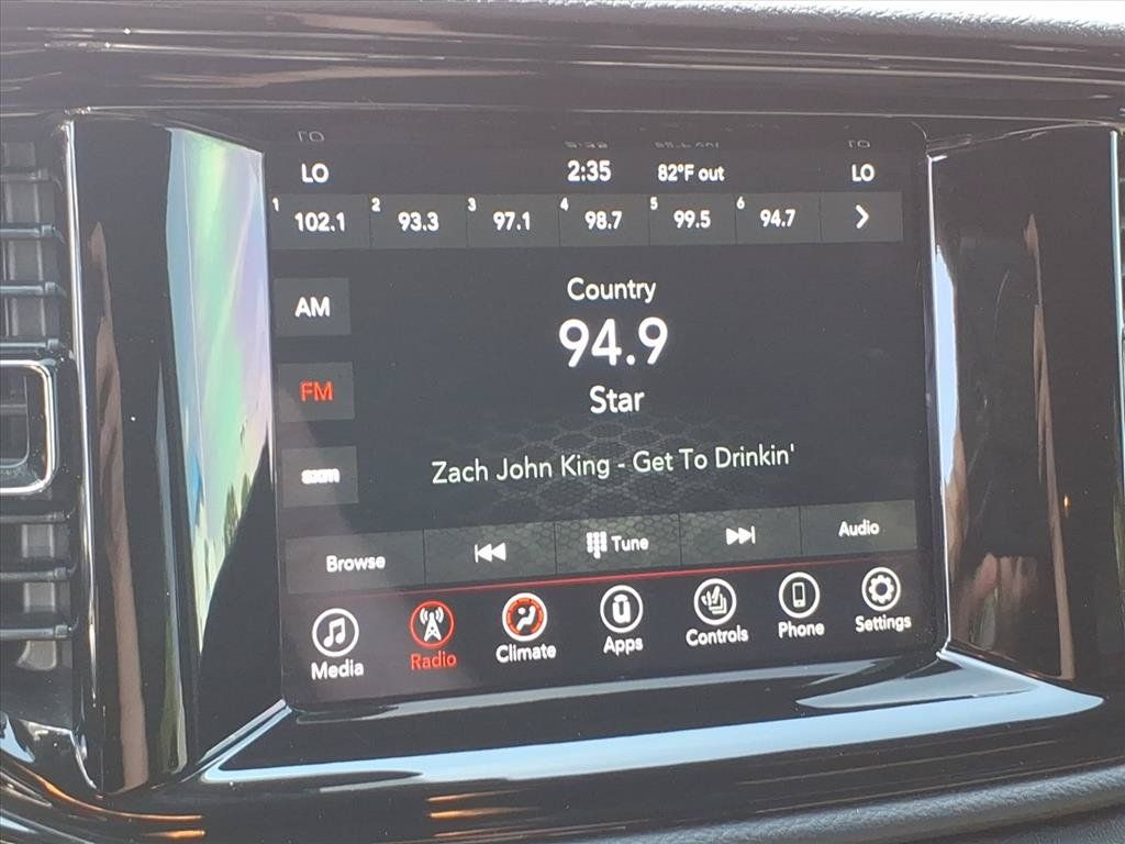 Used 2022 Dodge Durango GT w/ Blacktop Package AWD/4WD image 28