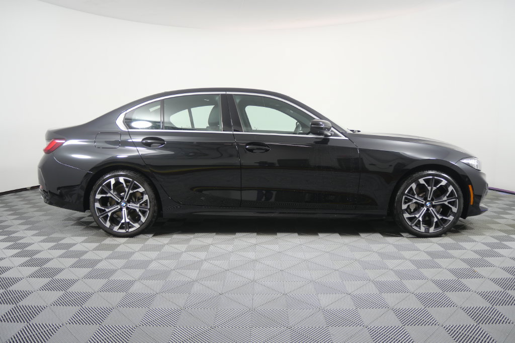 Certified 2026 BMW 330i Sedan RWD image 3