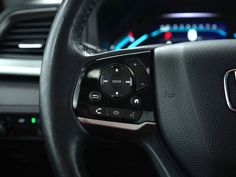 Used 2018 Honda Odyssey Touring image 28