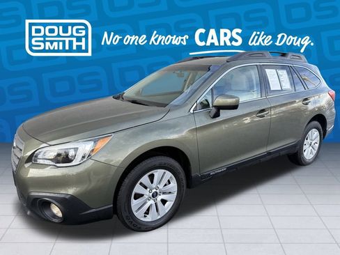 Used 2017 Subaru Outback 2.5i Premium image 1