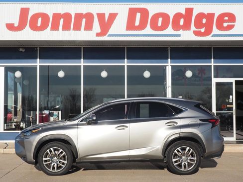 Used 2016 Lexus NX 200t FWD w/ Premium Package image 2