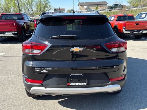 Used 2024 Chevrolet TrailBlazer LT AWD/4WD image 4
