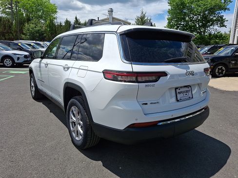 Used 2021 Jeep Grand Cherokee L Limited AWD/4WD image 7