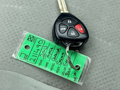 Used 2013 Toyota Corolla L FWD image 42