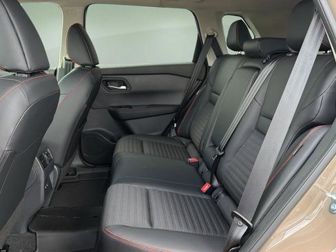 New 2026 Nissan Rogue SV AWD/4WD image 19