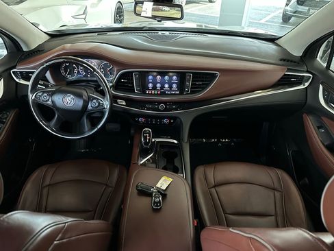 Used 2021 Buick Enclave Avenir w/ Avenir Technology Package image 21