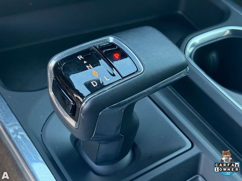 Used 2025 Chevrolet Silverado 1500 High Country image 23