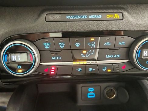 Used 2021 Ford Escape SE w/ Convenience Package image 31