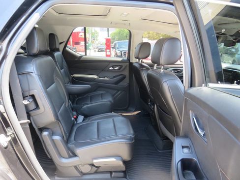 Used 2018 Chevrolet Traverse LT AWD/4WD image 21