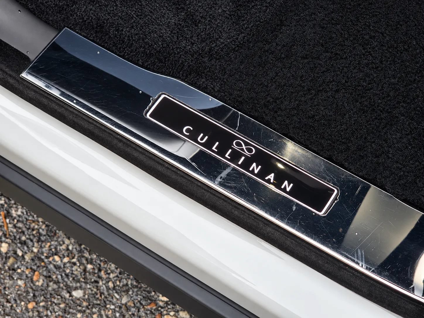Used 2020 Rolls-Royce Cullinan Black Badge AWD/4WD image 41