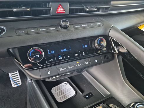 New 2026 Hyundai Elantra N FWD image 21