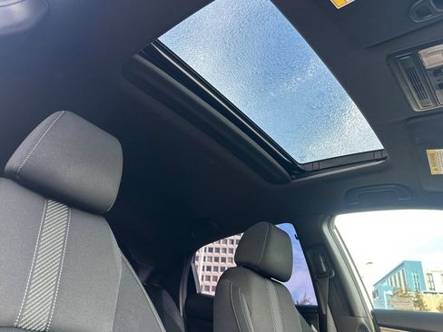 Used 2018 Honda Civic EX image 19