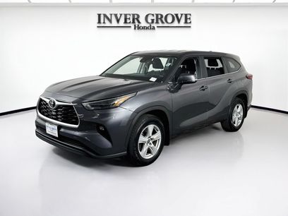 Used 2023 Toyota Highlander LE