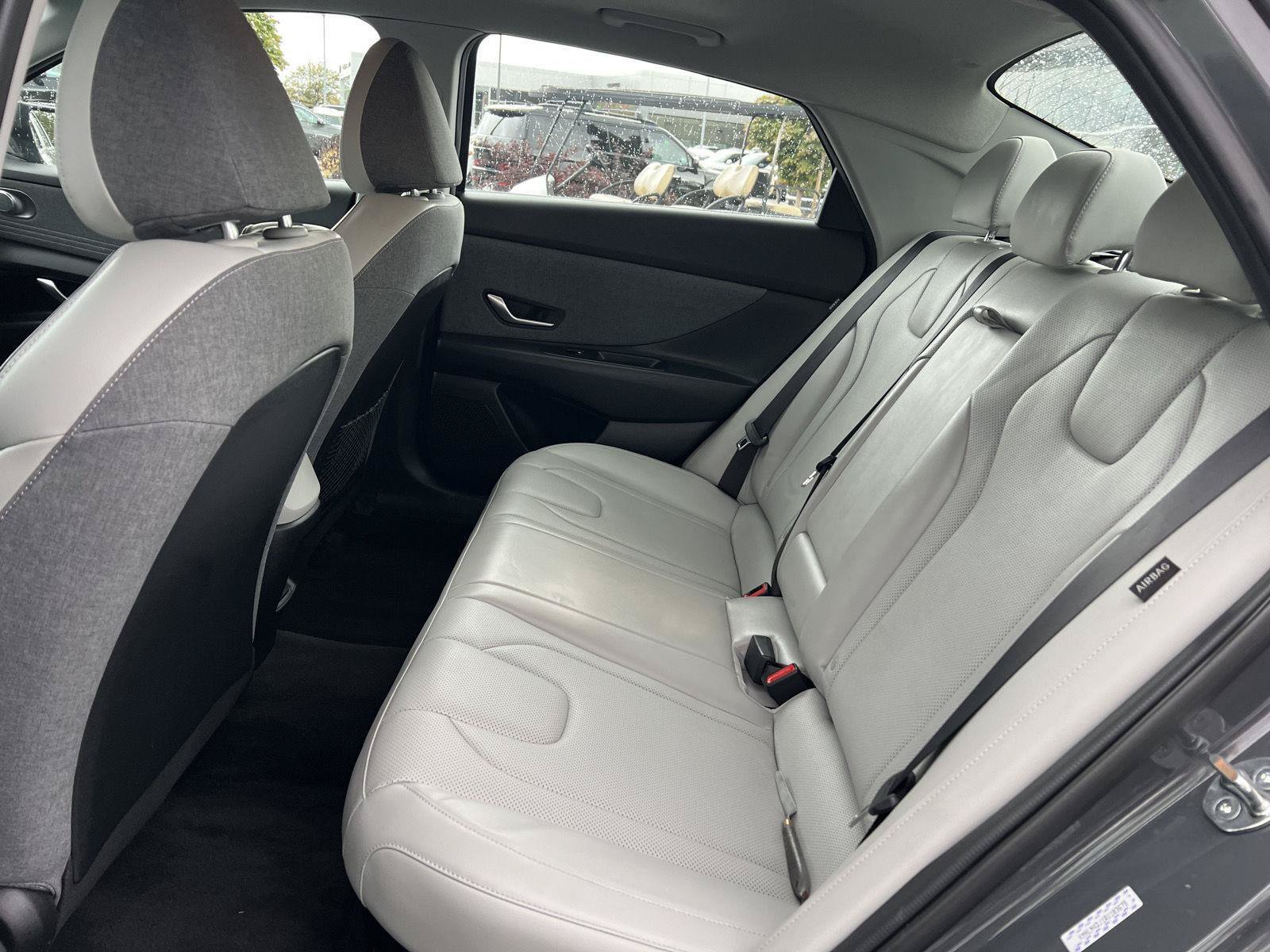 Certified 2024 Hyundai Elantra Limited FWD image 25