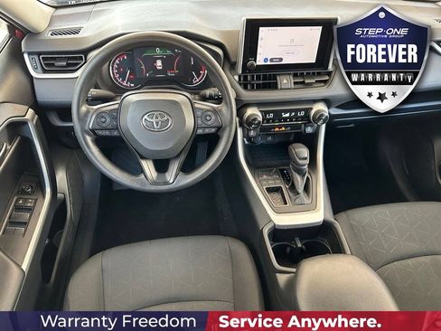 Used 2025 Toyota RAV4 XLE FWD image 16