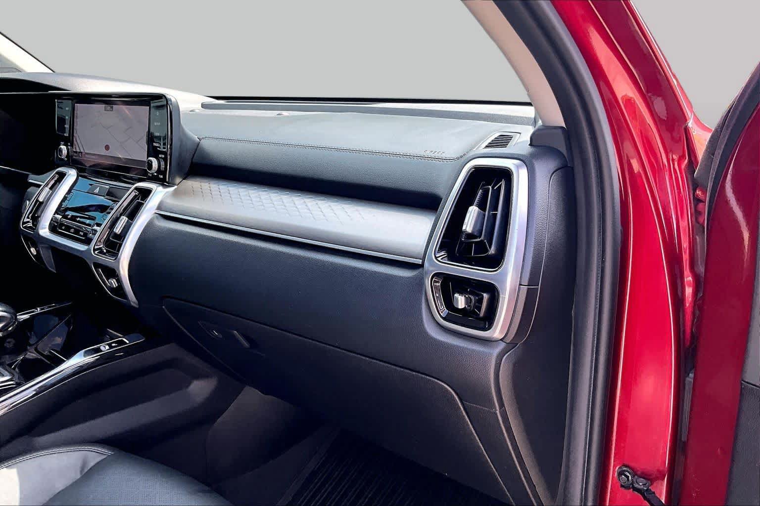 Certified 2023 Kia Sorento SX AWD/4WD image 16