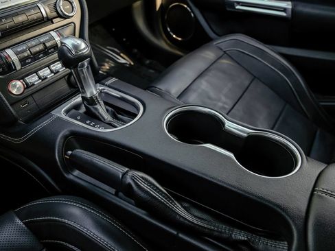 Used 2019 Ford Mustang GT Premium w/ GT Performance Package RWD image 23