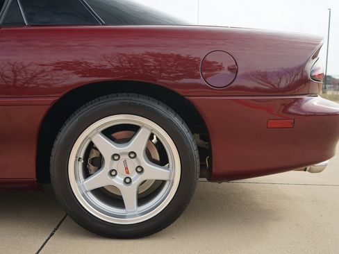 Used 2000 Chevrolet Camaro Z28 w/ Preferred Equipment Group 2 image 36