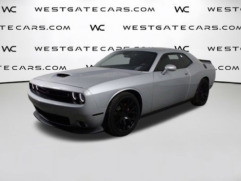 Used 2022 Dodge Challenger R/T image 39