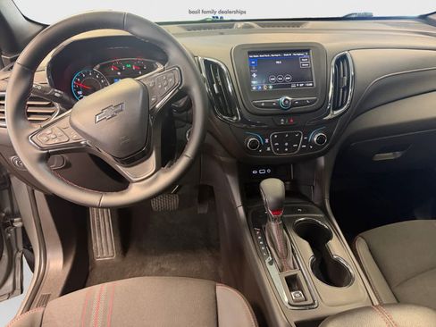 Used 2024 Chevrolet Equinox RS w/ LPO, Floor Liner Package AWD/4WD image 10