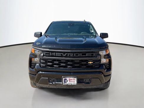 Used 2024 Chevrolet Silverado 1500 Custom RWD image 2