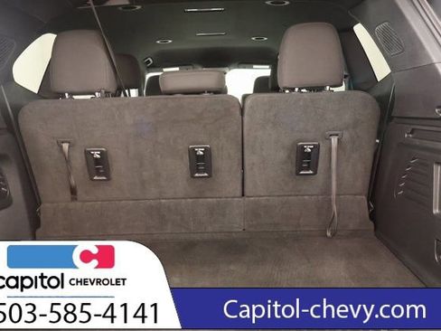 Used 2025 GMC Acadia Elevation image 24