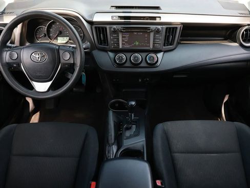 Used 2016 Toyota RAV4 LE image 2