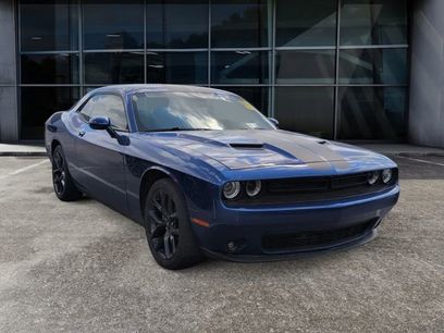 Used 2022 Dodge Challenger SXT w/ Blacktop Package