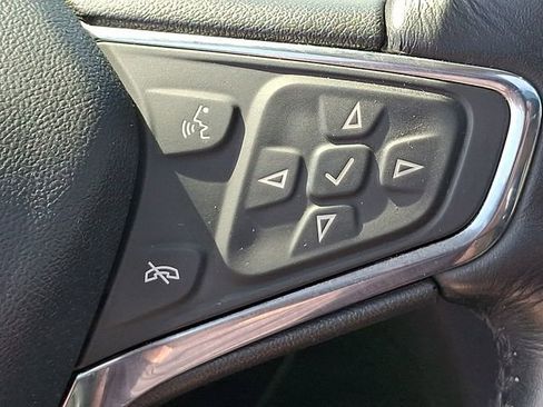 Used 2019 Chevrolet Equinox Premier AWD/4WD image 23