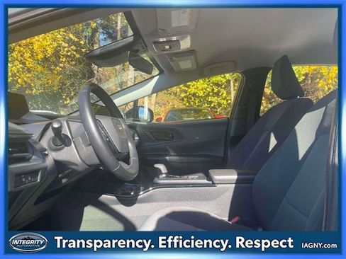 Certified 2024 Toyota Prius LE image 15