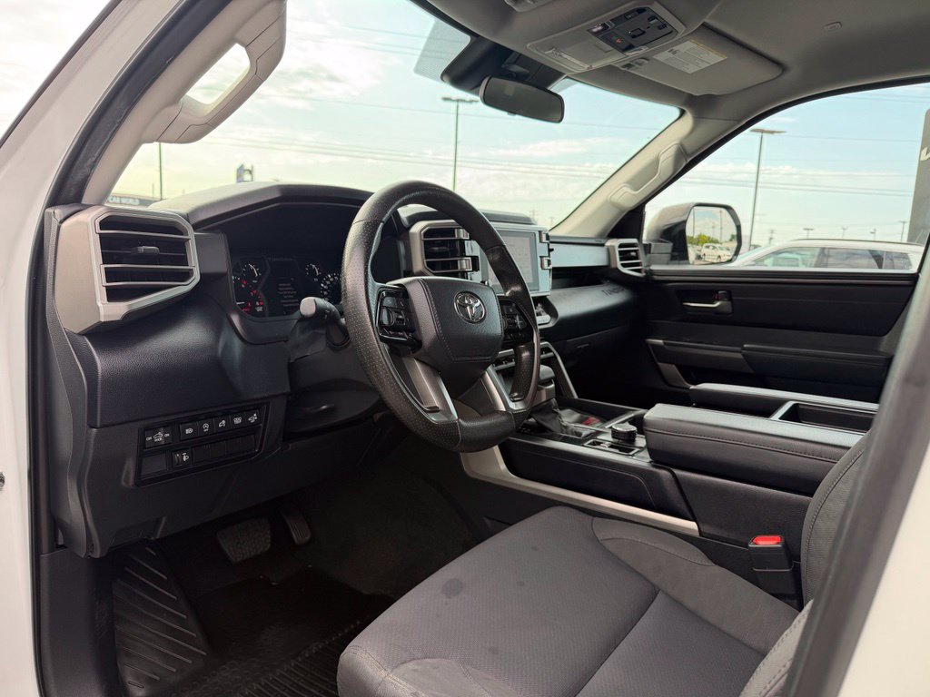 Used 2023 Toyota Tundra SR5 w/ SR5 Convenience Package AWD/4WD image 9