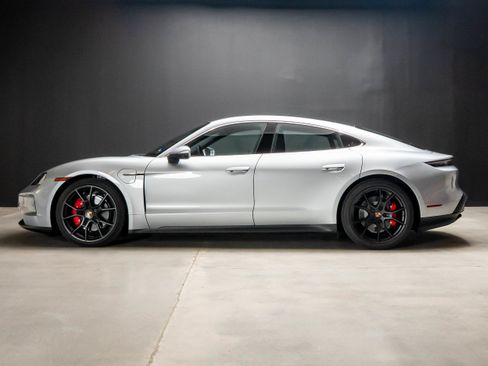 New 2026 Porsche Taycan 4S AWD/4WD image 2