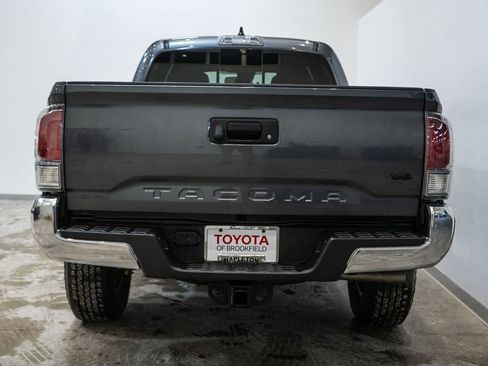 Certified 2023 Toyota Tacoma TRD Off-Road image 6