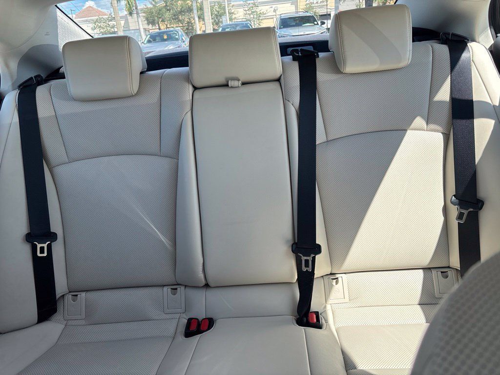 Used 2023 Lexus ES 300h w/ Premium Package FWD image 21