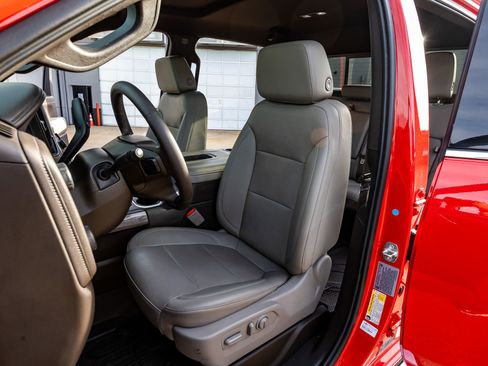 Used 2022 Chevrolet Silverado 3500 LTZ w/ LTZ Convenience Package image 29