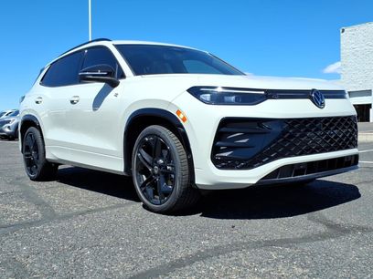 New 2026 Volkswagen Tiguan SE R-Line