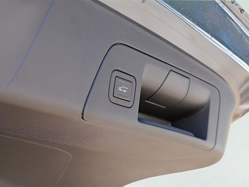 New 2026 Buick Envision Sport Touring image 28