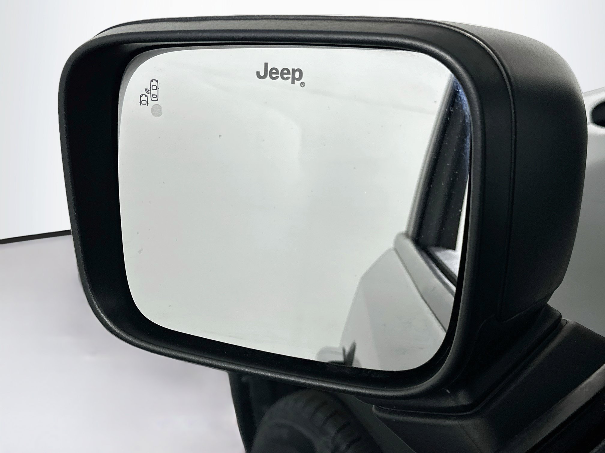 Used 2022 Jeep Renegade Latitude w/ Convenience Group AWD/4WD image 16